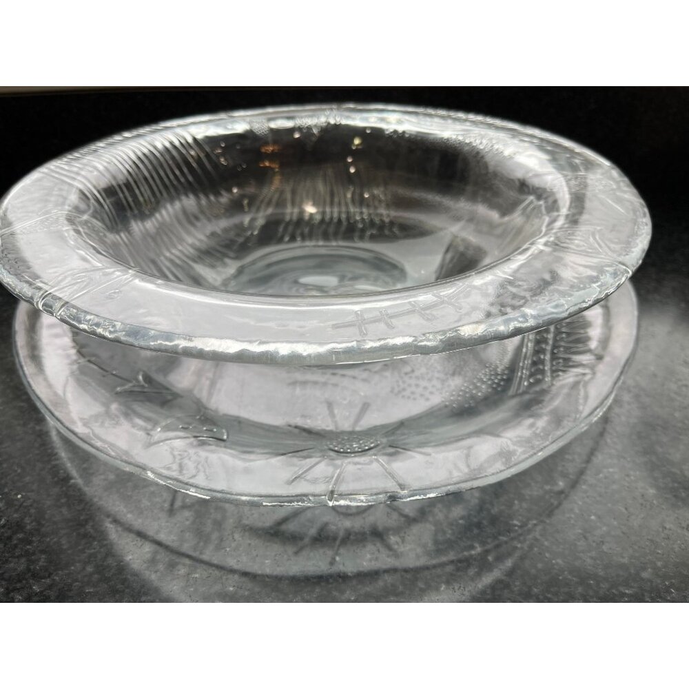 Vintage 1980's Two Piece Serving Set Platter & Bowl Clear Glass Cat Fish Leaf